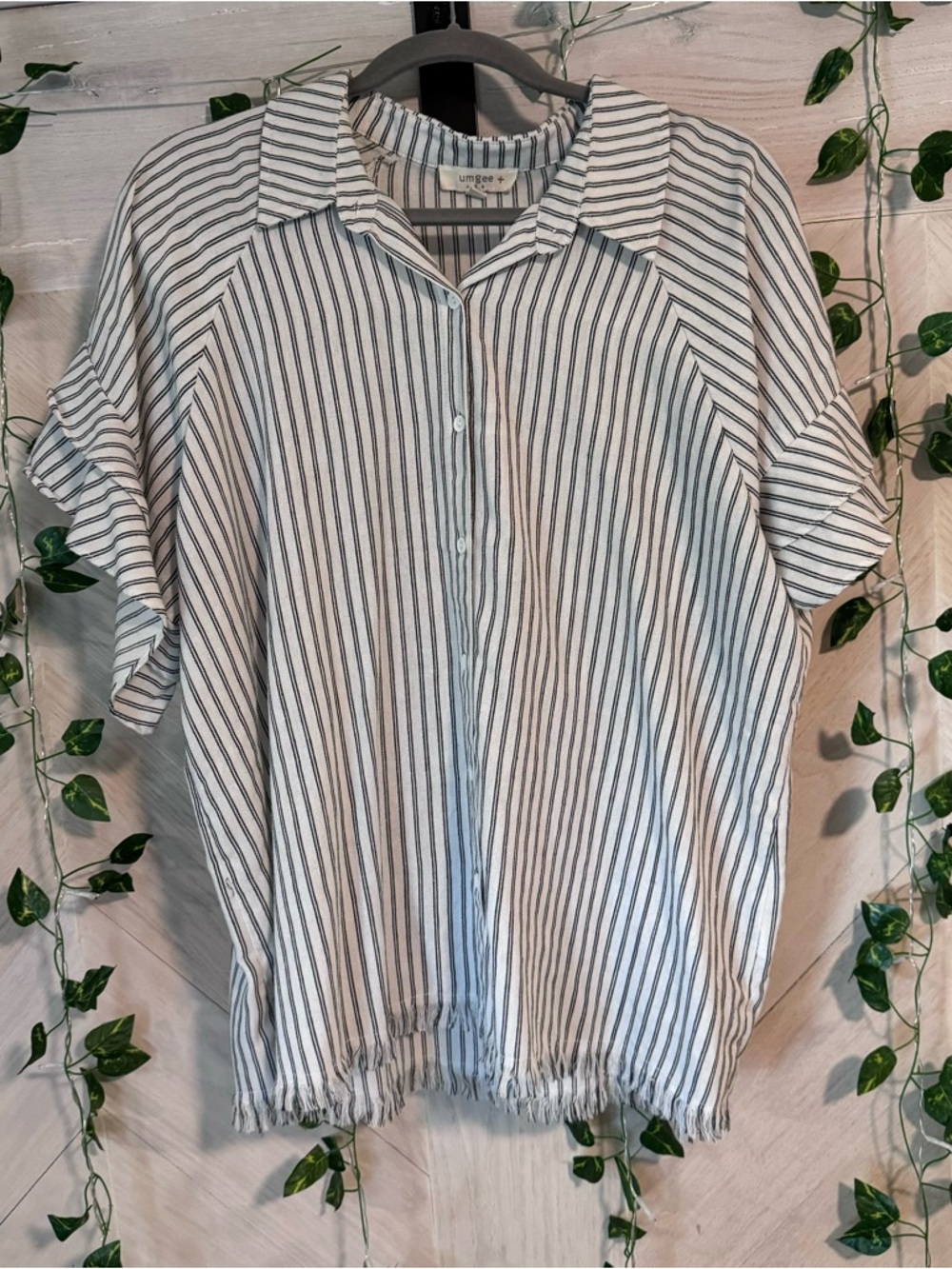 Umgee women’s White and Black Vertical Stripe Short-Sleeve Button Shirt